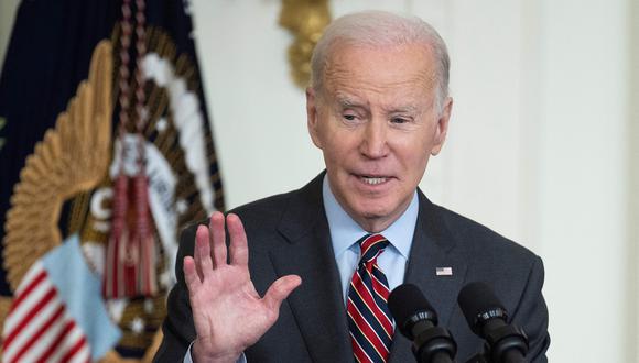 El presidente de los Estados Unidos, Joe Biden, habla durante la Cumbre Empresarial de Mujeres de la Administración de Pequeñas Empresas (SBA) en el Salón Este de la Casa Blanca en Washington, DC, el 27 de marzo de 2023. (Foto de Jim WATSON / AFP)