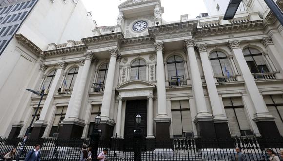 No se ha reportado intervención del banco central argentino en la plaza cambiaria. (Foto: Reuters)