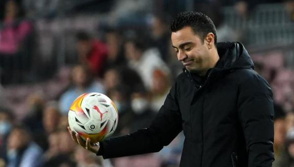 Xavi Hernández también planifica lo que será la próxima temporada en el cuadro azulgrana. (Foto: AFP).