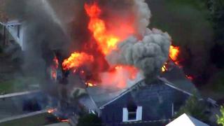 Casi 40 casas en llamas tras serie de explosiones de gas en Massachusetts