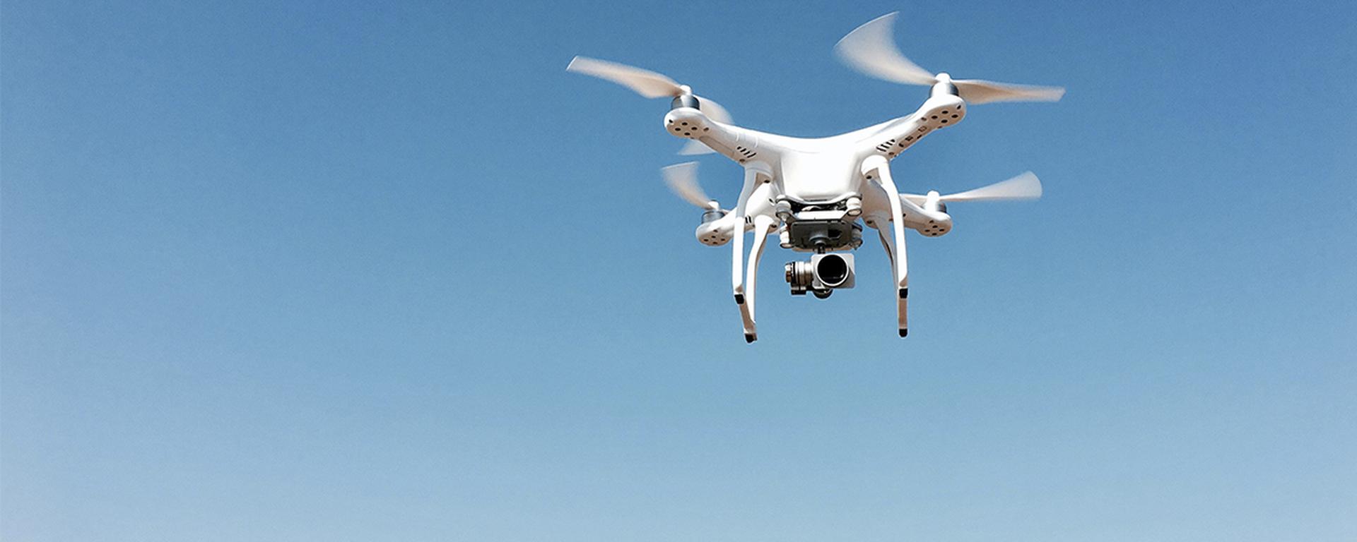 Desde juegos para niños hasta misiones militares: los diferentes usos para un dron