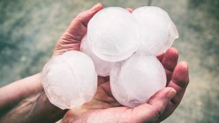 Por qué hay más tormentas de granizo y con piedras más grandes como la que causó la muerte de una bebé en España