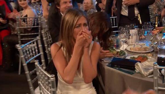 SAG Awards. Jennifer Aniston, en el preciso momento en el que se entera que ganó el premio a Mejor actriz de serie dramática. Foto: TNT.