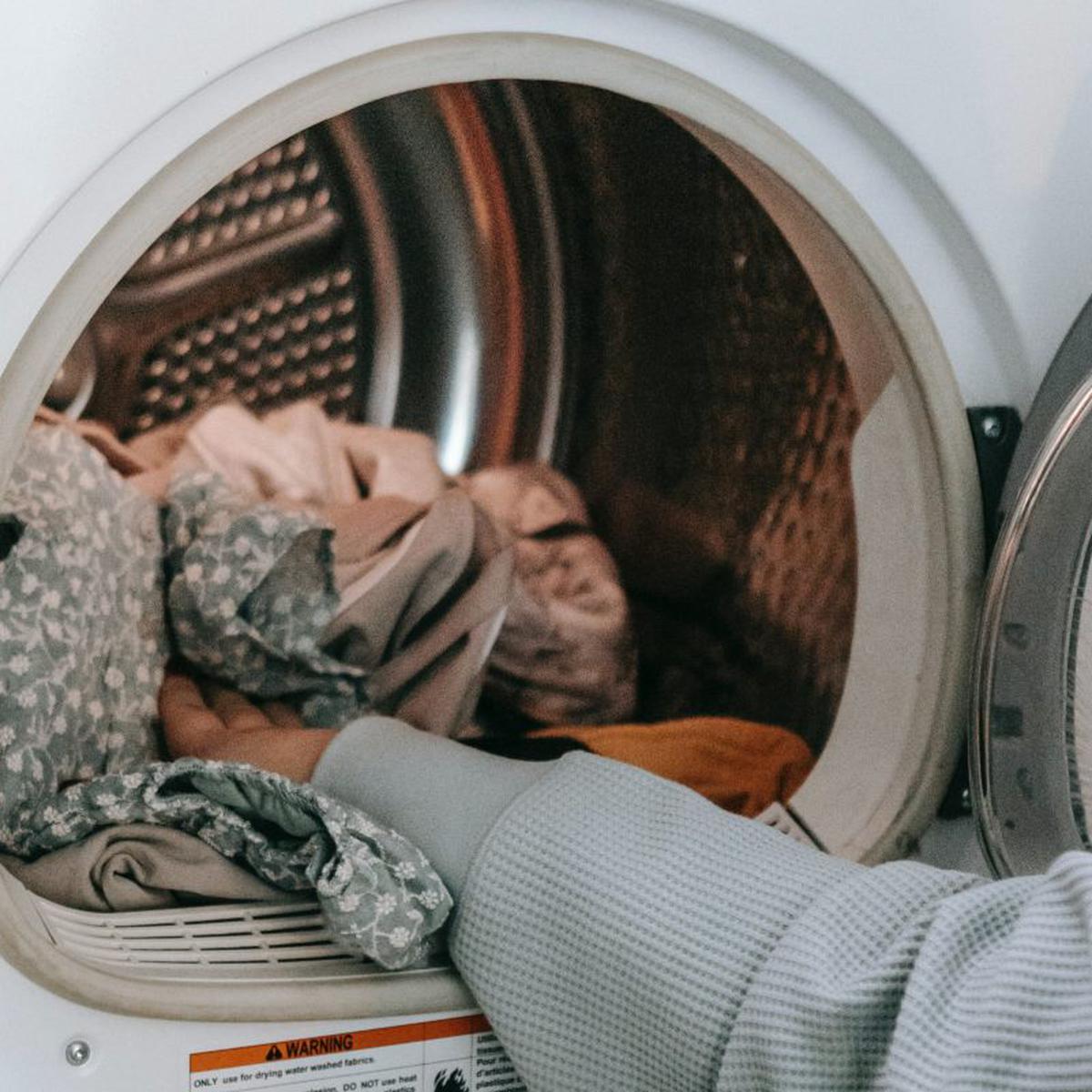 Cómo quitar pelos de gato de la ropa en la lavadora: ¡Fácil y efectivo!