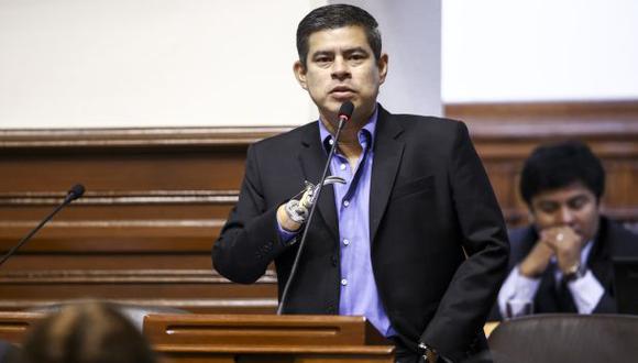 Luis Galarreta se refiri&oacute; al ministro de Educaci&oacute;n Jaime Saavedra a un d&iacute;a de que este sea interpelado en el Congreso. (Foto: Congreso de la Rep&uacute;blica)