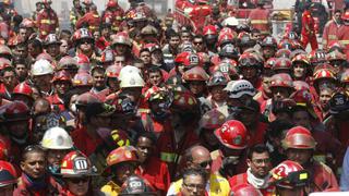 Empresa plantea mecanismo para dar seguro a bomberos
