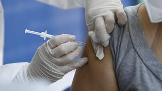 Coronavirus: Facebook prohibió las publicaciones que disuadan de vacunarse