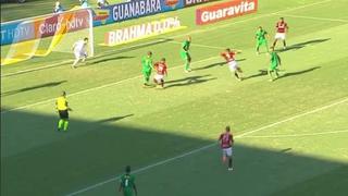 Paolo Guerrero falló increíble ocasión de gol con Flamengo