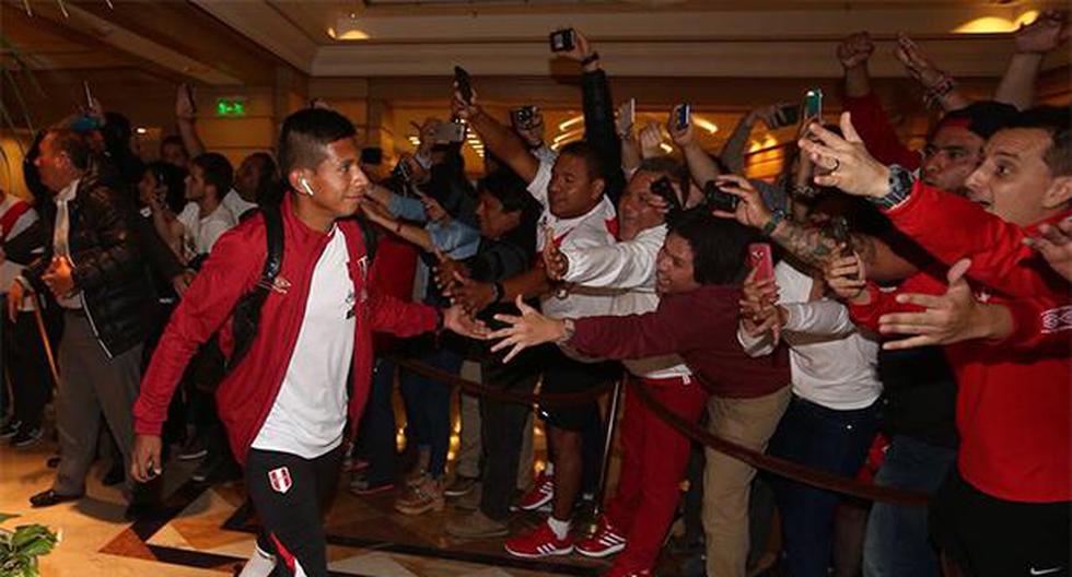 Todo lo tenía planeado, la Selección Peruana realizó su último entrenamiento previo al partido ante Argentina en la cancha de Vélez Sarsfield ¿Por qué ahí? (Foto: FPF)