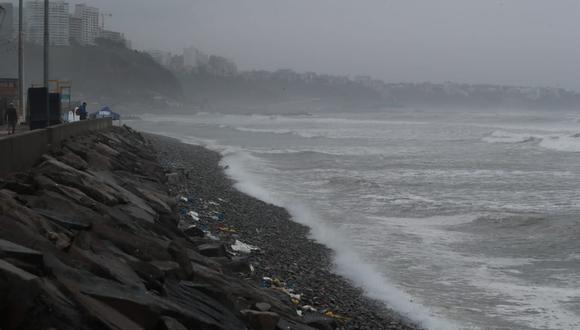 Oleajes anómalos: condiciones del mar se restablecerán este viernes en todo el litoral