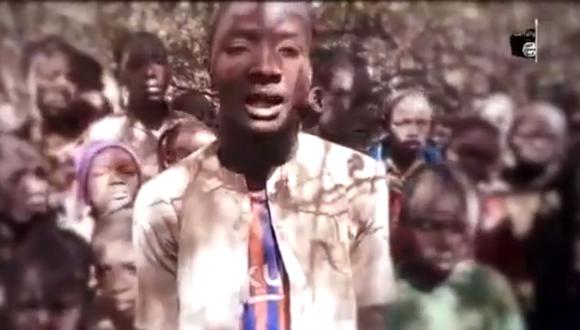 El líder de Boko Haram, Abubakar Shekau, habla al final del video. (Foto: captura de video)