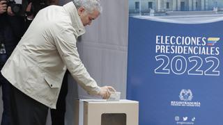 Elecciones Colombia 2022: Iván Duque vota y pide a los colombianos ir a las urnas “sin odio”