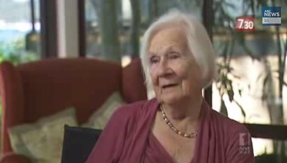 Esta mujer australiana recibió su doctorado a los 93 años