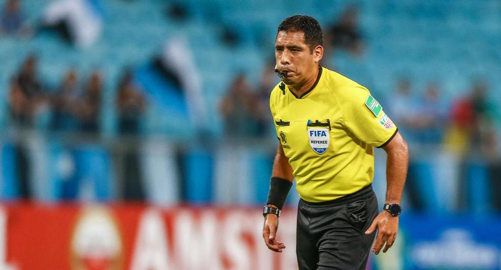 Diego Haro fue árbitro principal del Paraguay vs Qatar en la Copa América 2019. | Foto: Getty