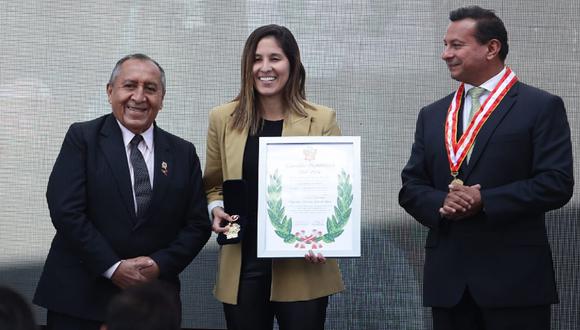 Alexandra Grande recibió los laureles deportivos. Foto: Jesús Saucedo/GEC.
