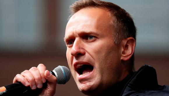 La figura de la oposición rusa Alexei Navalny pronuncia un discurso durante una manifestación para exigir la liberación de los manifestantes encarcelados, que fueron detenidos durante las manifestaciones de la oposición por elecciones justas, en Moscú, Rusia, el 29 de septiembre de 2019. (Foto: REUTERS / Shamil Zhumatov / archivo)