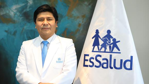 Mario Carhuapoma vuelve a asumir funciones como presidente ejecutivo de Essalud. (Foto: Seguro Social de Salud)