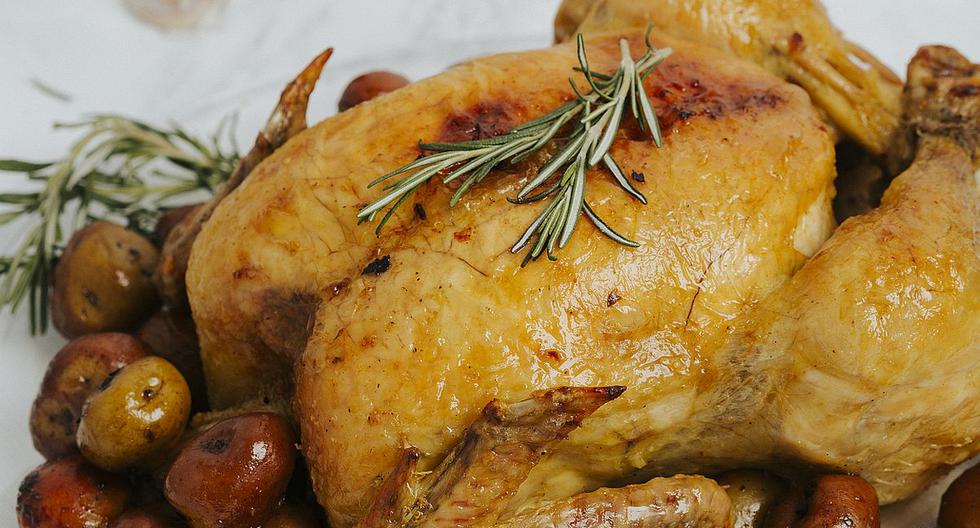 Baked chicken: the best tips for a juicy and evenly colored chicken