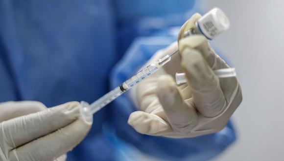 El laboratorio alemán CureVac convocó a 10.000 voluntarios para la última fase de ensayos clínicos de su prototipo de vacuna contra el COVID-19. (Foto: Andina)