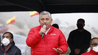 Ministro Palacios sobre diálogo en Las Bambas: “No sé qué hace Roberto Sánchez ahí”