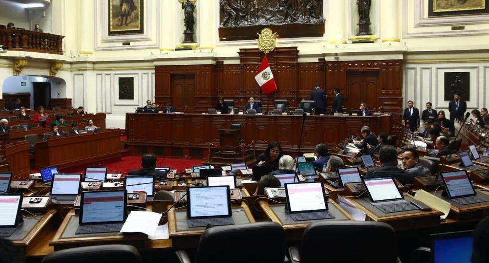 Congresistas expresaron opiniones a favor y en contra del anuncio de Martín Vizcarra de plantear cuestión de confianza . (Foto: Congreso)