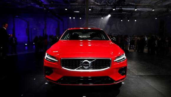 Se muestra un Volvo S60 durante la inauguración de la primera planta de producción de Volvo Cars en EE. UU. en Ridgeville, Carolina del Sur, EE. UU., el 20 de junio de 2018. REUTERS/Randall Hill/Archivos