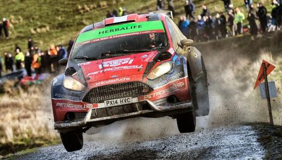 WRC: Fuchs termina el primer día del Rally Gales