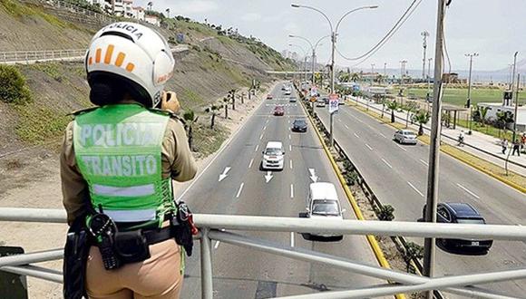 La Municipalidad de Lima instó a los conductores autorizados a respetar los límites de velocidad en las diferentes vías de la ciudad. (Foto: El Comercio)