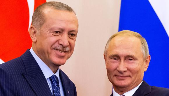 El acuerdo al que llegaron hoy el presidente de Rusia, Vladimir Putin, y su homólogo turco, Recep Tayyip Erdogan, para crear una zona desmilitarizada en Idlib suspende los planes militares. (AFP).