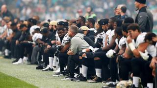 Jugadores de la NFL cumplen dos semanas seguidas de protestas contra Trump
