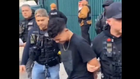 El migrante venezolano Jesús Alejandro Rivas Figueroa fue detenido por la policía de Nueva York. (Captura de video).