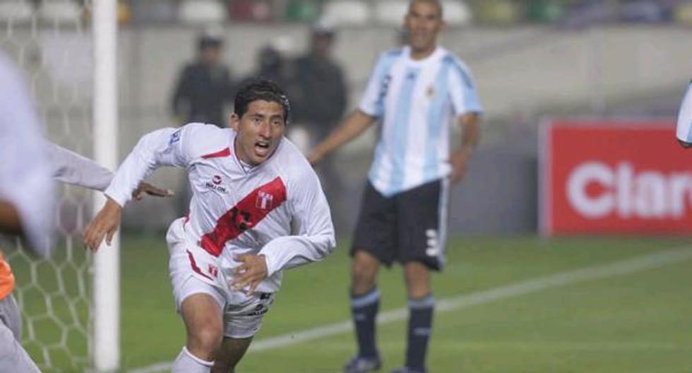 Johan Fano marcó el gol más emotivo de su carrera ante Argentina por Eliminatorias 2010 | Foto: El Bocón