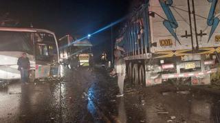 Carretera Central: dos muertos y dos heridos deja choque de bus interprovincial con camión