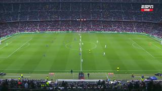 El insólito blooper del Napoli en el saque de inicio de partido contra Barcelona | VIDEO