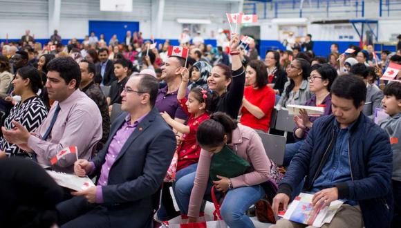 Canadá recibiría cada año un número de residentes permanentes ocho veces mayor -por población- que Reino Unido y cuatro veces más que su vecino del sur, Estados Unidos. / GETTY IMAGES