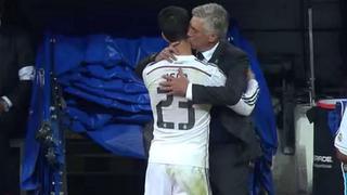El beso de Carlo Ancelotti para felicitar el partidazo de Isco