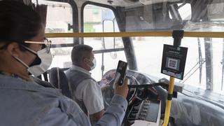 Jóvenes peruanos crean el “yape” de los buses: más de 3 mil personas pagan pasaje con código QR