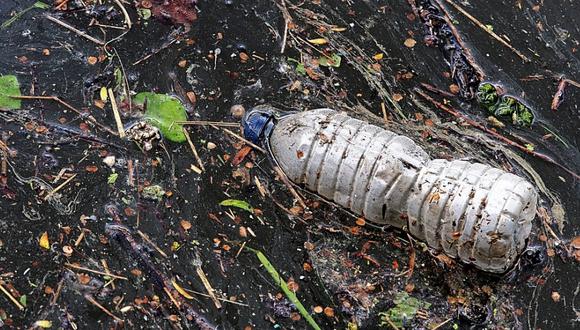 Contaminación por plástico. (Foto: Aitoff en Pixabay. Bajo licencia Creative Commons)