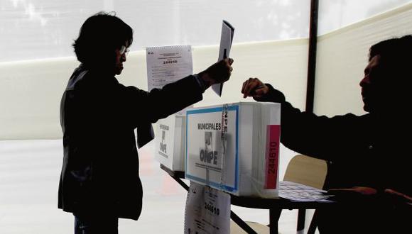 El Congreso ha aprobado un paquete de reformas con miras a las elecciones regionales y locales del 2018, pero aún hay un grupo de iniciativas que están pendientes. (Foto: Juan Ponce/Archivo El Comercio)