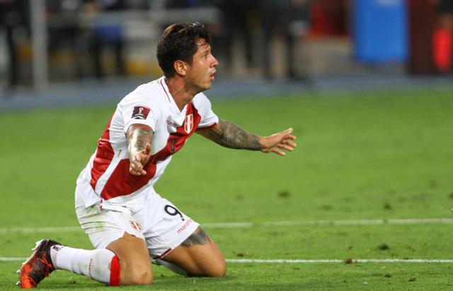 Gianluca Lapadula jugó 120 minutos con Perú |FOTO: FPF