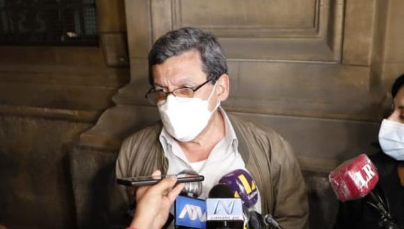 El ministro de Salud alertó que existen “otro tipo de intereses” que buscan la destitución del mandatario Pedro Castillo. (Foto: El Comercio)