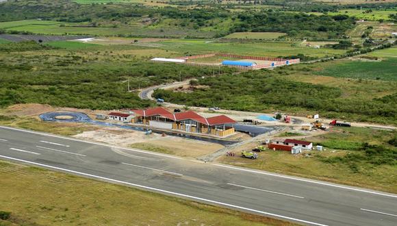 El aeropuerto de Jaén presenta fisuras y huecos en su pista de aterrizaje, según Latam.
