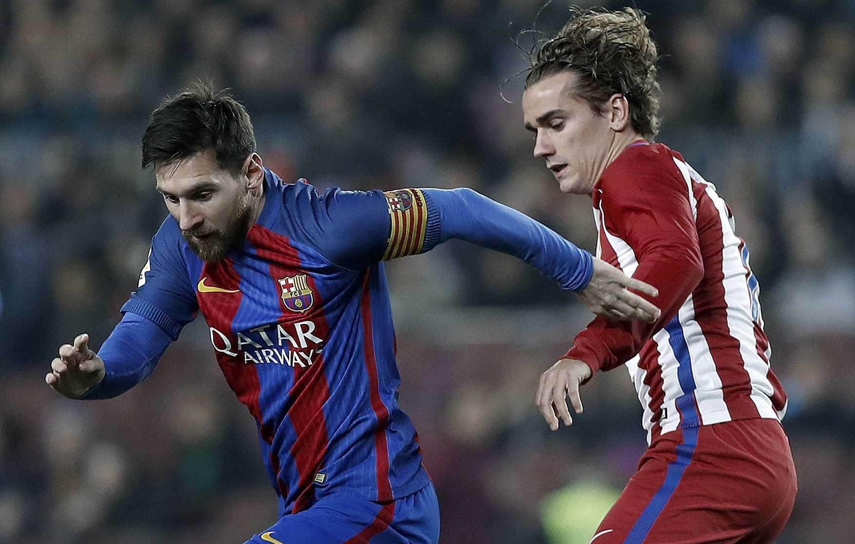 Lionel Messi habría conversado con Antoine Griezmann para convencerlo de llegar al Barcelona. El francés aún no decide dejar el Atlético de Madrid. (Foto: EFE)