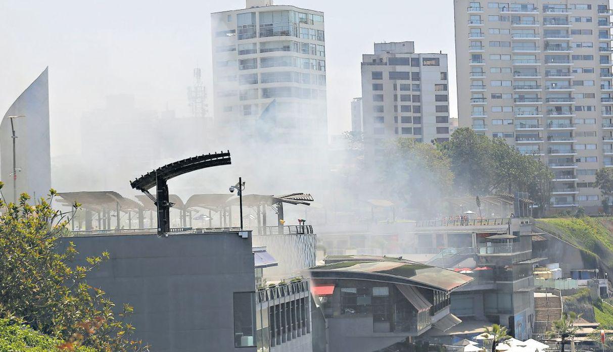 Además de las cuatro muertes, el incendio en los cines UVK causó daños en cinco salas, el bar, el hall, la cocina, el bistró, la chocolatería y dos cabinas de proyección. (Percy Ramírez / Archivo)