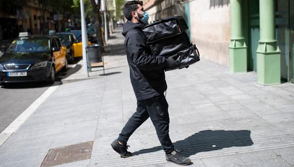 Evita el contacto con la persona que lleve tu pedido. (Foto: AFP)