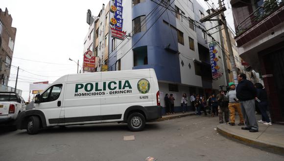El crimen de Jafet Caleb Torrico Jara y Rubén Matamoros Delgado ocurrió en un hostal Señor de Sipán. (Foto: Hugo Curotto/ @photo.gec)