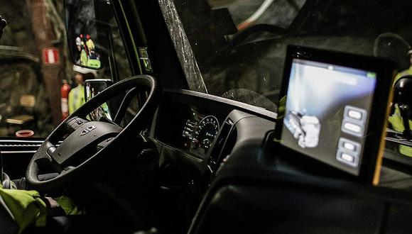 Los seis sensores alrededor de la unidad trabajan junto al radar de serie del FMX. (Foto: Volvo Trucks)
