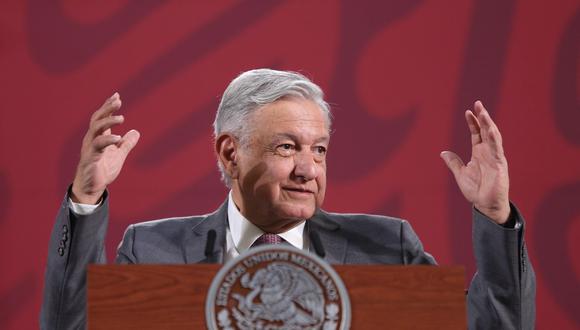 “La eficiencia, la honestidad y la austeridad nos permitirán aumentar el presupuesto para fortalecer el blindaje de los programas sociales y de los proyectos prioritarios en 622,556 millones de pesos", dijo AMLO. (Foto: EFE)