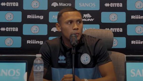 El atacante nacional ofreció su primera conferencia de prensa en Argentina, y se encuentra listo para debutar en la liga.