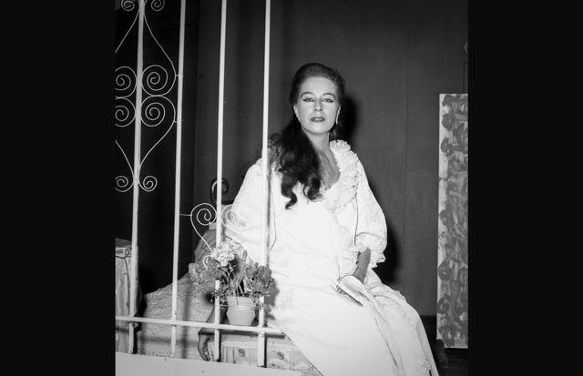 La obra musical "Limeñísima" se estrenó el 12 de agosto de 1961 en el Teatro Segura.  Chabuca Granda fue la compositora de la pieza, dentro de la que se incluyó la canción 'Amor Viajero', hoy 'remasterizada' gracias a la tecnología. (Fotos: Archivo Familiar Teresa  Fuller).